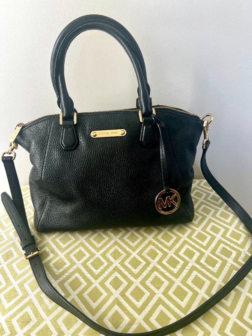 Michael Kors Black Leather Satchel Purse with detachable Cross Body Strap